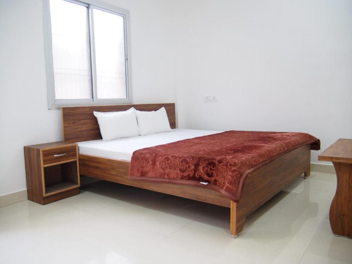 Lotus Paying Guest House Varanasi Exterior photo