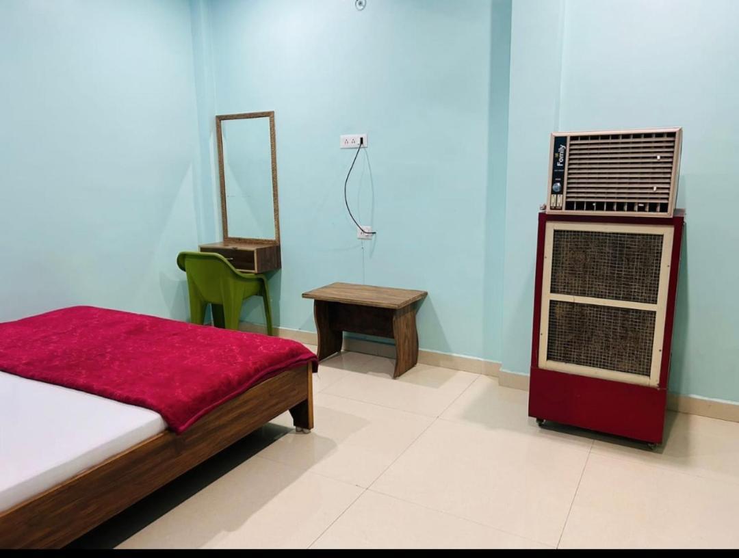 Lotus Paying Guest House Varanasi Exterior photo