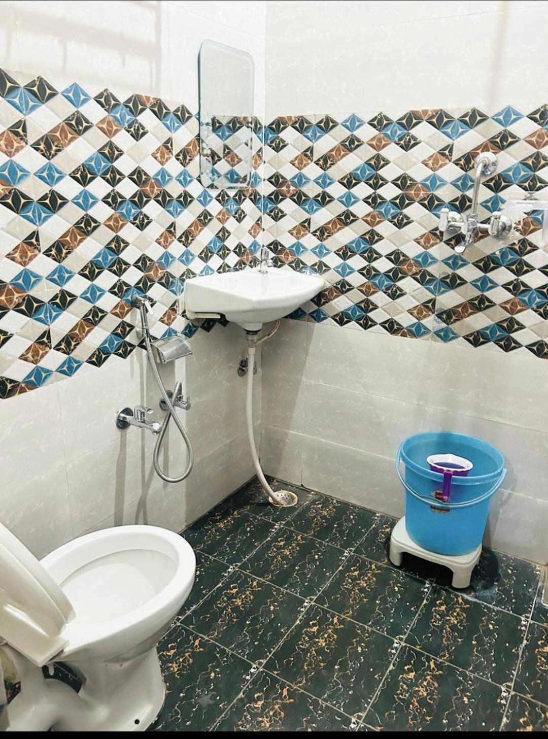 Lotus Paying Guest House Varanasi Exterior photo